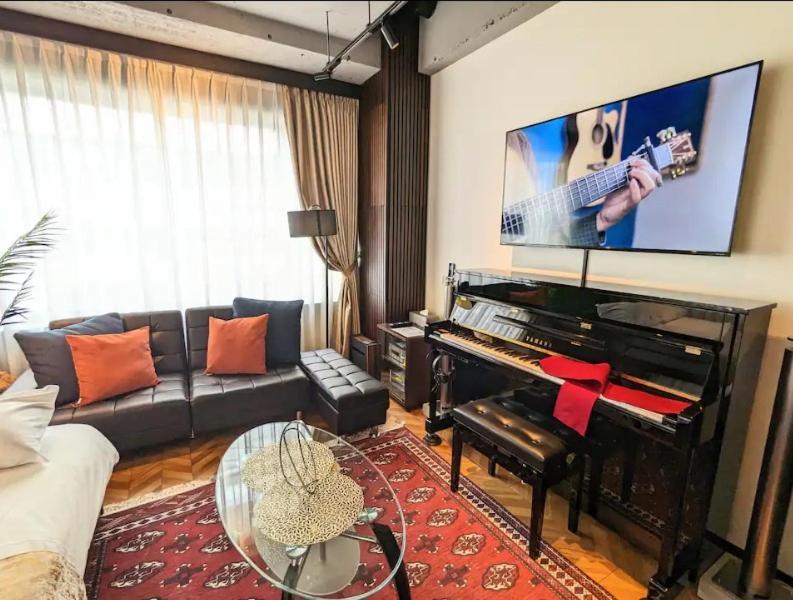 Apartment Acoustic Garage *
