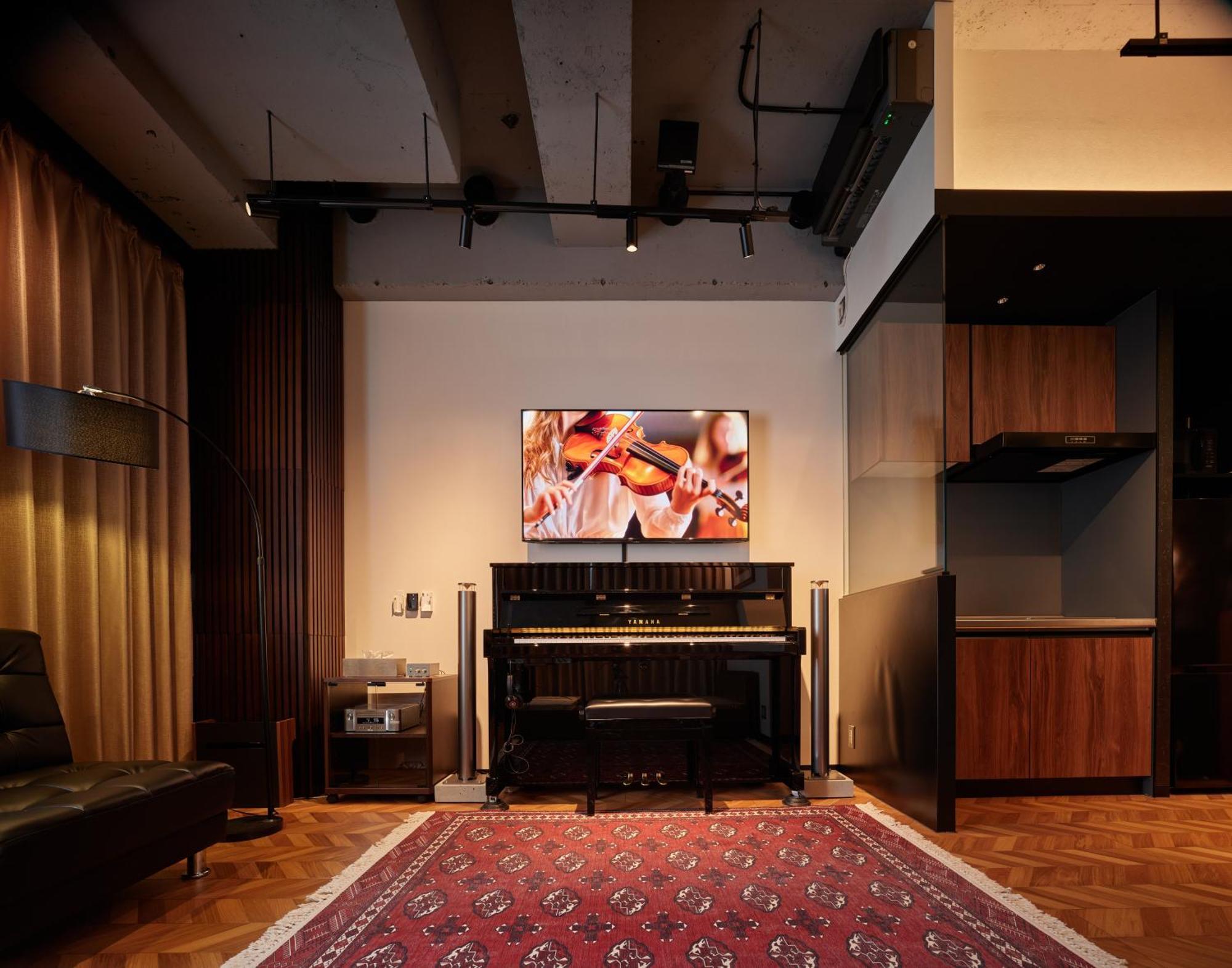 Apartment Acoustic Garage Tokyo
